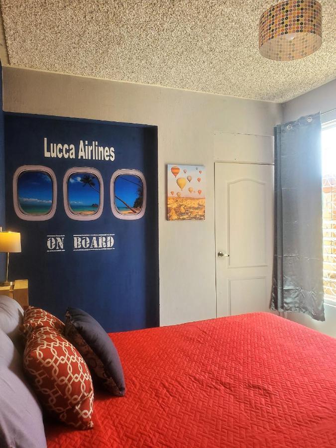 Hostal De Lucca Guatemala City ภายนอก รูปภาพ
