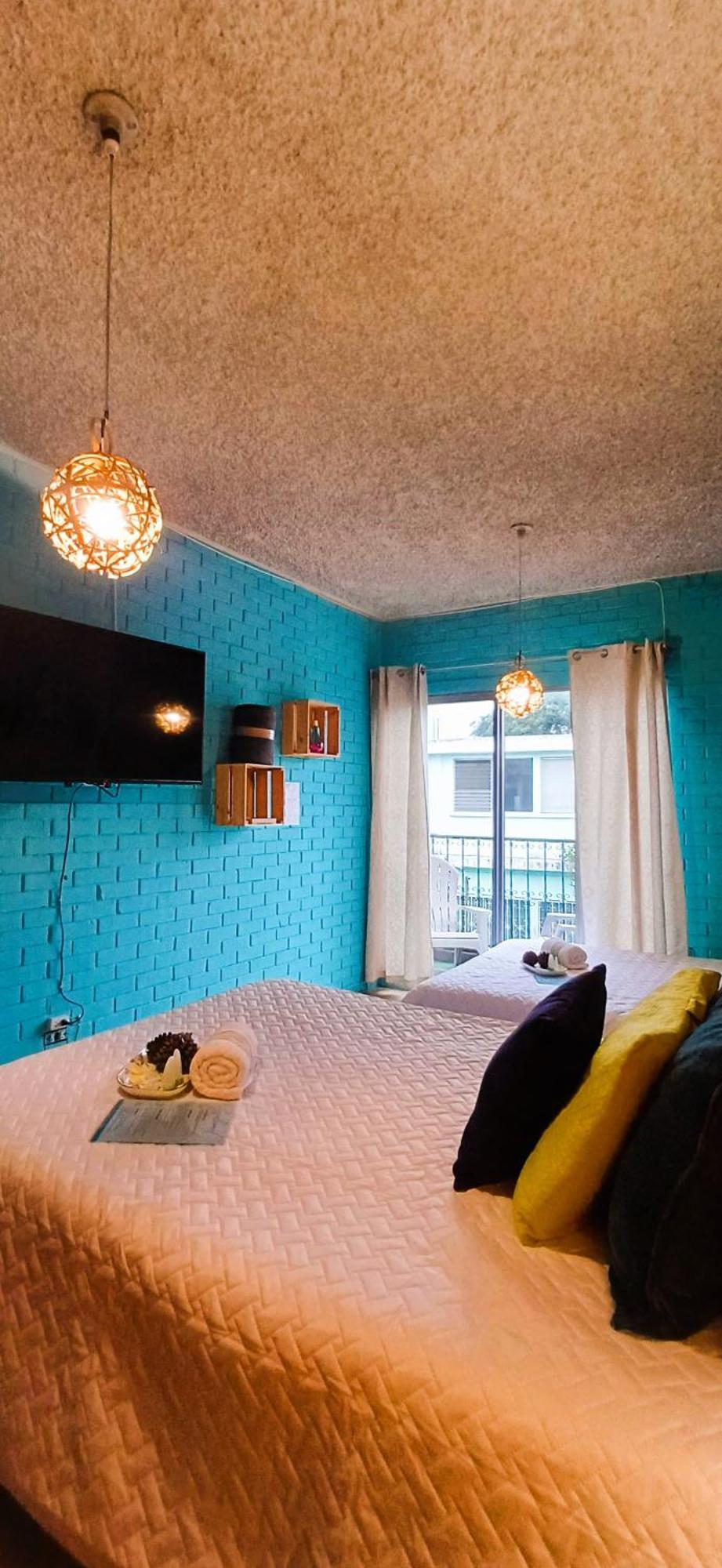 Hostal De Lucca Guatemala City ภายนอก รูปภาพ